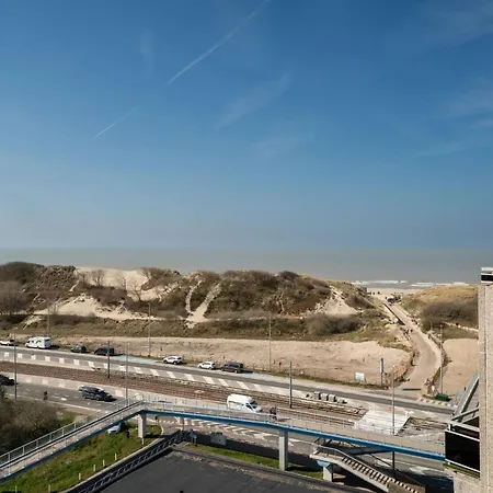 Seaview 1 With Parking By Interhome